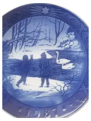 Vorschaubild 1 von Weihnachtsteller 1987 Schwan Winterbirds Porzellan Blau 18cm