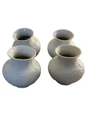 Vorschaubild 1 von Salzburg Porzellan Mini Vase Weiß Blumen 8x9 cm