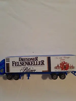 DRESDNER FELSENKELLER Modellfahrzeug