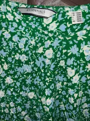 Vorschaubild 2 von Essentials Damen Bluse Blumenmuster Gr. 44/46 Grün Viskose