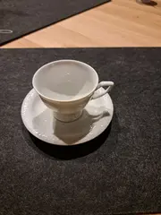 Vorschaubild 2 von Classic Tasse Untertasse 2tlg Porzellan Weiß 8cm
