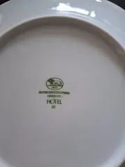 Vorschaubild 2 von Hotel Essteller Porzellan Uni Weiß 18 cm Klassisch