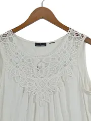Vorschaubild 2 von PREMIUM Damen T-Shirt Gr. 40/L Weiß Feminin mit Spitze
