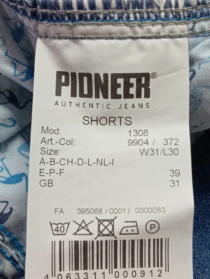 PIONEER Jeans Shorts Bild 4