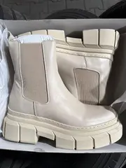 Vorschaubild 2 von Damen Stiefeletten Chelsea Boots Beige Gr. 41 Plateau Sohle Modern