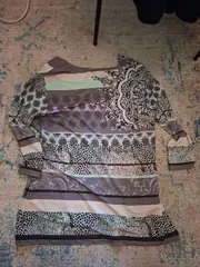 Vorschaubild 2 von Damen Top Shirt Gr. 40 Ethno Muster Wasserfallausschnitt 3/4-Arm