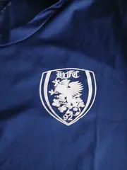 Vorschaubild 2 von Fußball Trikot Herren Gr. L Navy Blau HFC Vereinswappen Kurzarm