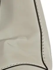 Vorschaubild 5 von Damen Rucksack Weiß mit Nieten & Herz Applikationen