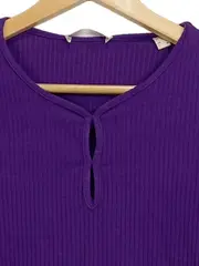 Vorschaubild 2 von Damen Langarmshirt Gr. S Lila Rippstrick Keyhole Casual