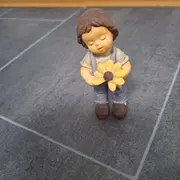 Vorschaubild 5 von Nina & Marco Figur Junge mit Sonnenblume Porzellan 9 cm