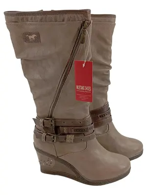 MUSTANG Stiefel