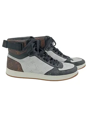 LOUIS VUITTON Sneaker high