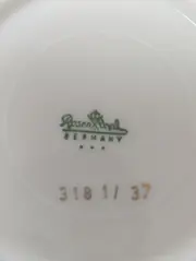 Vorschaubild 2 von Sammelgedeck Weiß Goldrand Tasse Untertasse Kuchenteller Porzellan