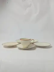 Vorschaubild 4 von Sammelgedeck Weiß Goldrand Tasse Untertasse Kuchenteller Porzellan
