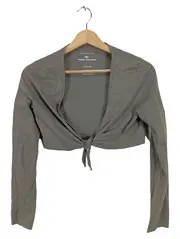 Vorschaubild 1 von Damen Langarmshirt Gr. 40/L Oliv Casual Cropped