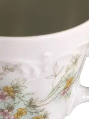 Vorschaubild 2 von Classic Rose Tasse Untertasse Porzellan Blumenmuster Weiß 7cm