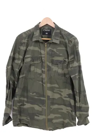 CHAPTER Leichte Jacke