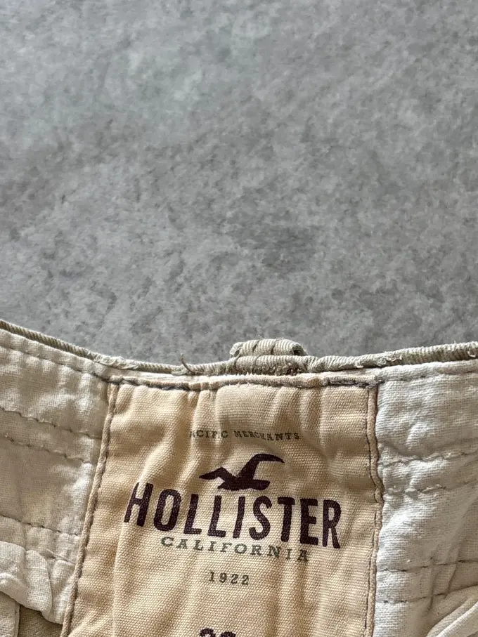 HOLLISTER Shorts Bild 4