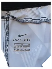Vorschaubild 3 von Kinder Sport Shorts 158/170 Schwarz Weiß Geometrisch Dri-Fit