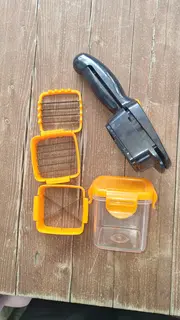 Vorschaubild 4 von Manueller Multizerkleinerer Gemüseschneider mit Behälter Orange Schwarz