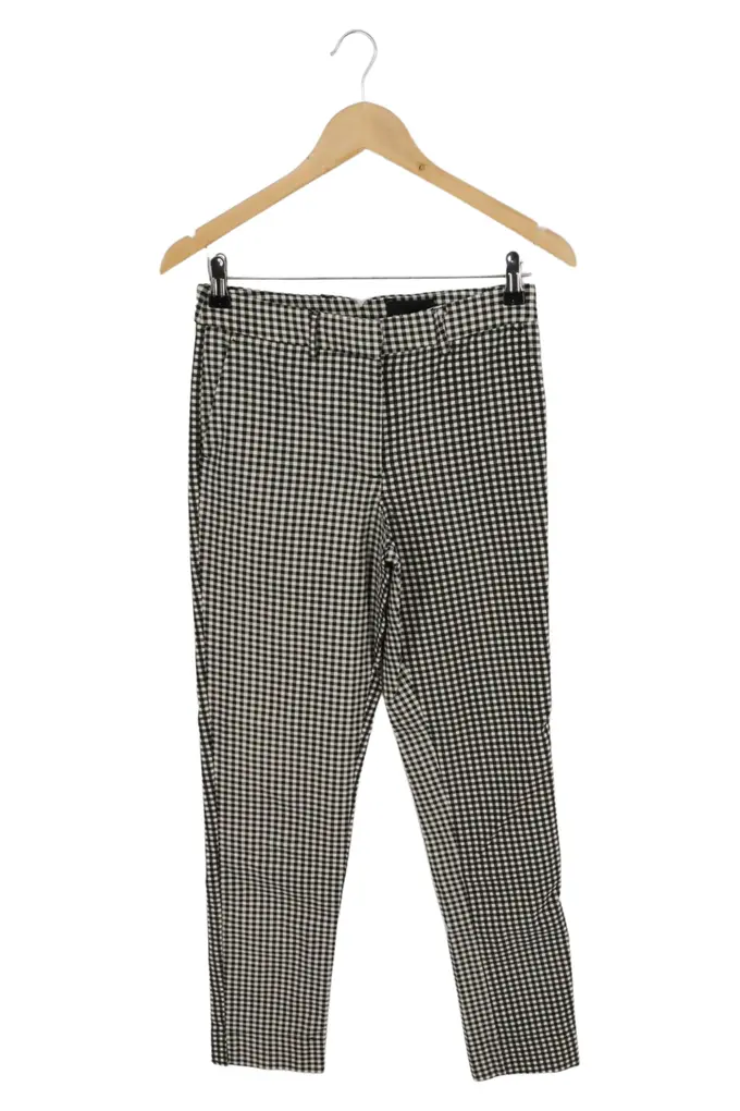 PIECES Stoffhose Bild 1