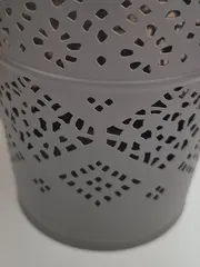 Vorschaubild 2 von Kerzenhalter Grau Charmant Lochmuster Metall Teelichthalter