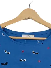 Vorschaubild 9 von EDC Damen T-Shirt Gr. 38/M Blau Casual Augen Lippen Muster