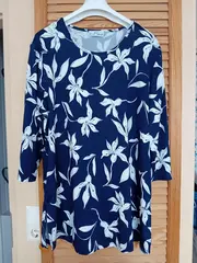 Vorschaubild 2 von InPrint Damen Bluse Blumenmuster Blau Weiß 3/4-Arm Gr. M