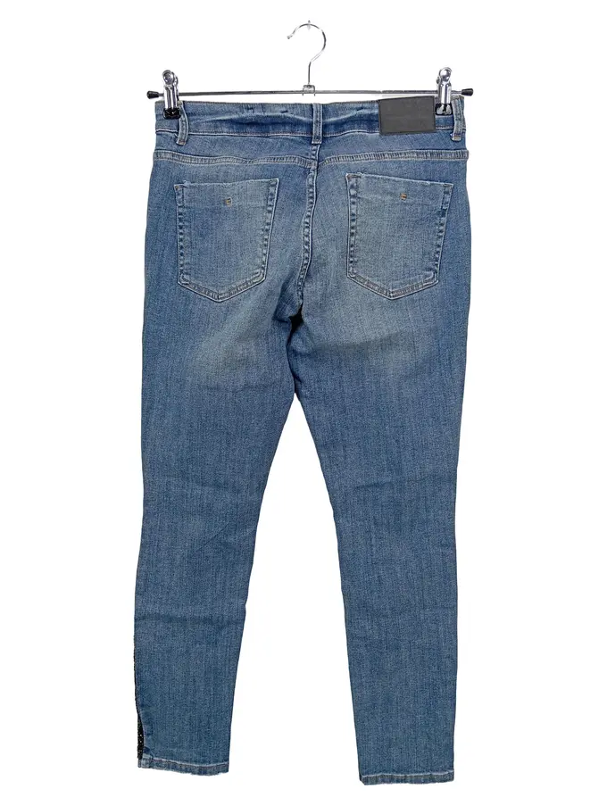ZARA Destroyed Jeans Bild 2