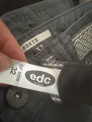 Vorschaubild 2 von Damen Shorts Cargo Gr. 32/40 Grau Baumwolle mit Gürtel