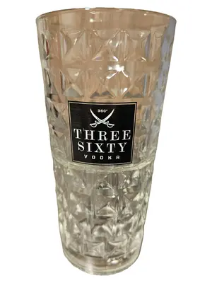 THREE SIXTY Trinkglas