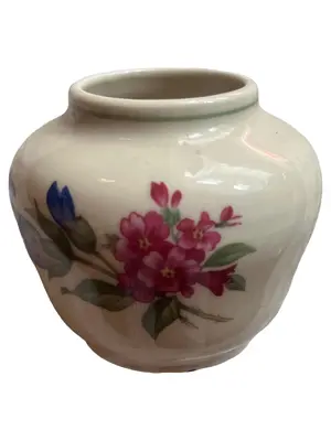 JOHANN HAVILAND Vase