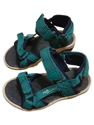 TROLLKIDS Outdoorsandalen