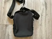 Vorschaubild 3 von Umhängetasche Schwarz Sportlich Schultertasche Crossbody Bag 14x22cm