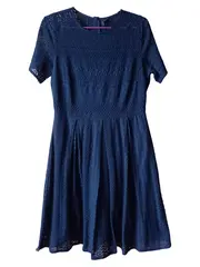 Vorschaubild 1 von Damen Blusenkleid Gr. 36/S Blau Feminin Elegant Lochmuster
