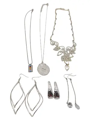 MARKENLOS Schmuckset