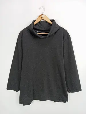 SARAH SANTOS Pullover
