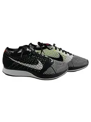 Vorschaubild 1 von Flyknit Racer Damen Laufschuh Gr. 37.5 Schwarz Weiß Volt OG