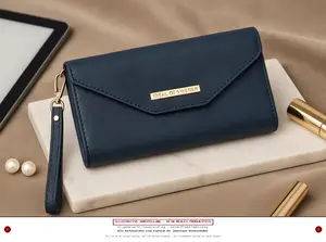 IDEAL OF SWEDEN Clutch