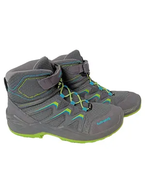 LOWA Outdoorschuhe