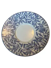 Vorschaubild 1 von BLUE ELEGANCE GARDEN Unterteller Porzellan Weiß Blumenmuster Klassisch