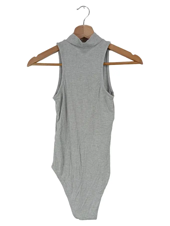 HOLLISTER Body Bild 2