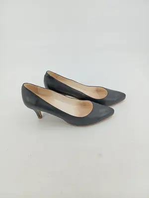 JOHANNES W. Pumps