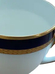 Vorschaubild 3 von Olivia Tasse Unterteller Porzellan Weiß Elegant Metallic