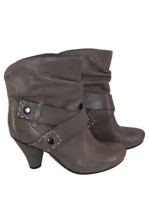 JANET D. Stiefelette