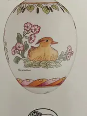 Vorschaubild 3 von Das Ei '98 Porzellan Dekodose Vogel Blumenmuster Schleife 6cm