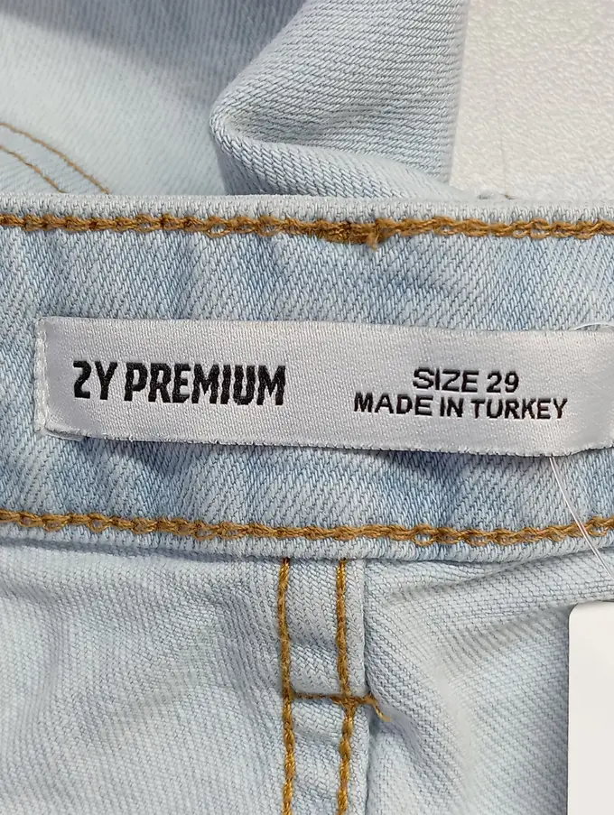 2Y DNM Destroyed Jeans Bild 3