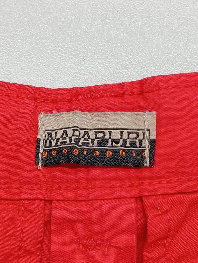 NAPAPIJRI Shorts Bild 3