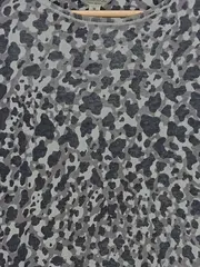 Vorschaubild 2 von Pullover Damen Animal Print Leo Grau Gr. M Langarm Baumwolle