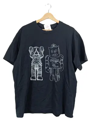 UNIQLO T-Shirt